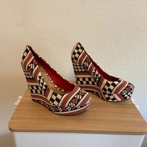 Gianni Bini Multicolor Wedge